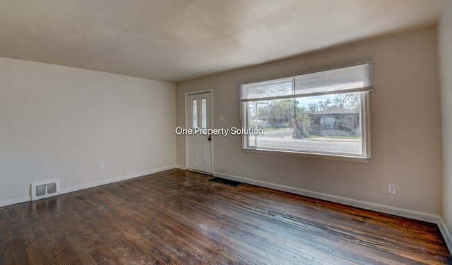 Building Photo - 2561 Harrison St