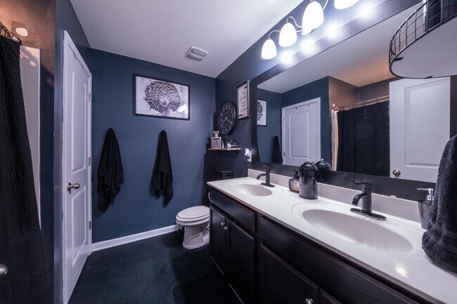 Building Photo - 4 Bedrooms | 2.5 Bathrooms | 2,032 Sq. Ft