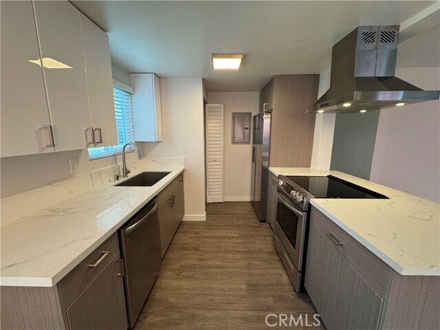 Building Photo - 1102 Barbara St