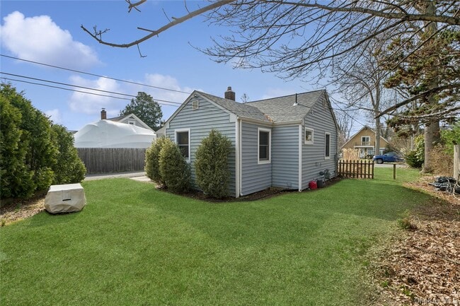 Building Photo - 31 Grove St