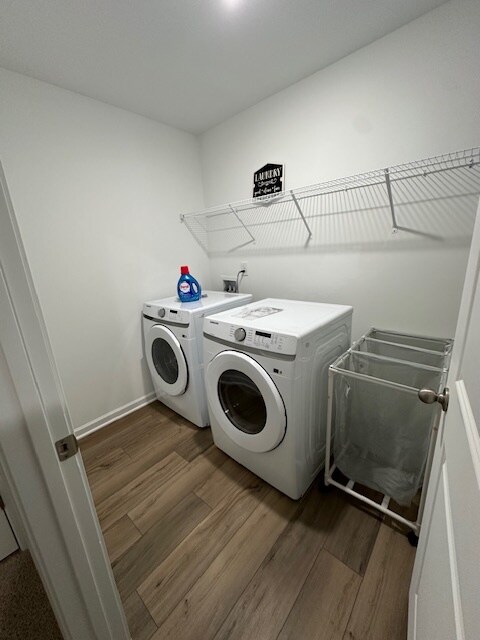 Building Photo - 6607 Wyndale Dr