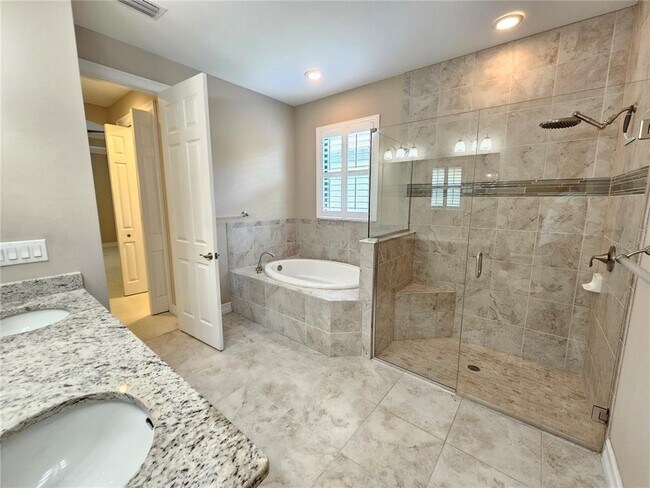 Building Photo - 1020 Bradberry Dr