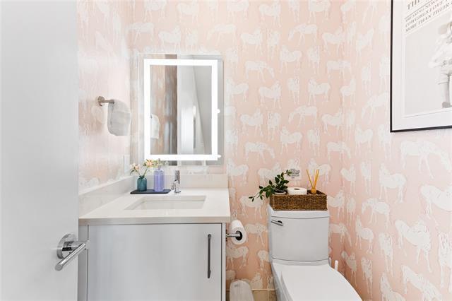 Building Photo - 1906 Annex Ave