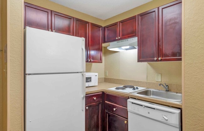 Building Photo - Furnished Studio-Houston - Med. Ctr. - Bra...
