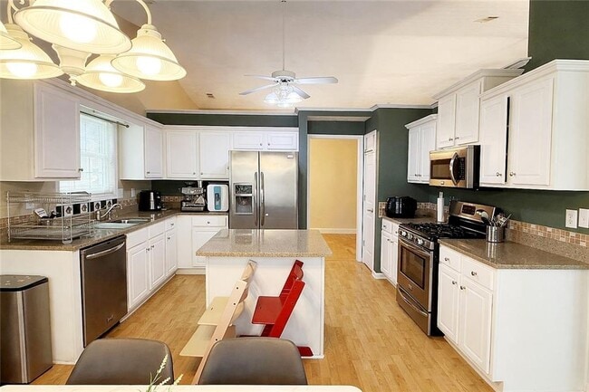 Building Photo - 69 Morning Top Ct