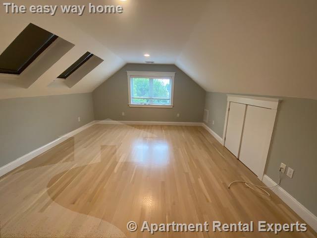 Building Photo - 41-43 Garrison Ave Unit #2