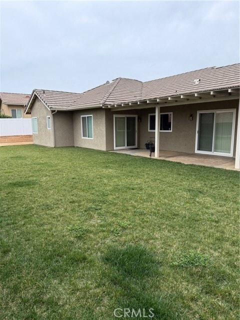 Building Photo - 14253 Meadowlands Dr