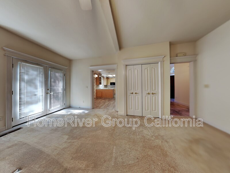 Building Photo - 5137 Sunrise Hills Dr