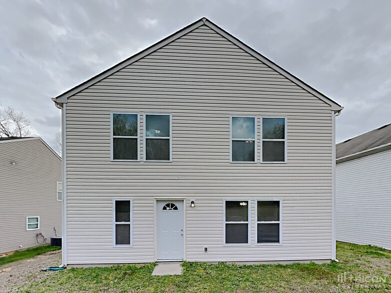 Building Photo - 915 Capra Court