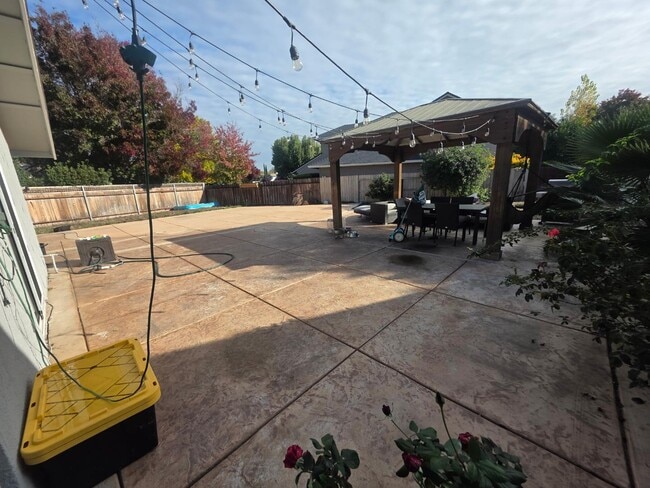 Building Photo - 5761 Caribbean Cir