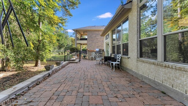 Building Photo - 3 N Fair Manor Cir