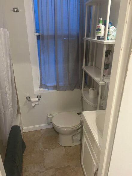 Building Photo - 2 Kilmarnock St