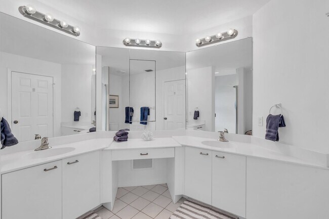 Building Photo - 2841 Citrus Lake Dr