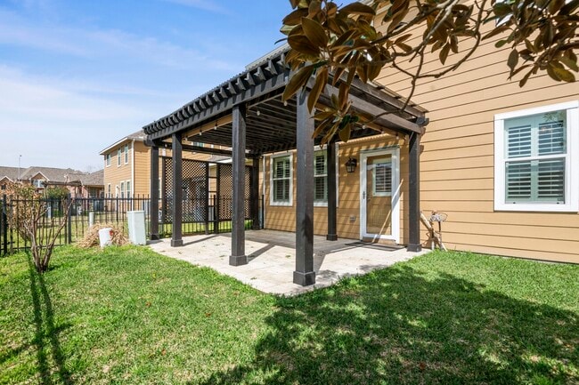 Building Photo - 18723 Cypress Loch Dr