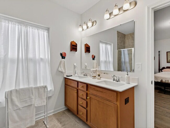 Building Photo - Earn Wealth While Leasing – Like a Homeowner – Lease to Own