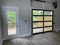 Building Photo - 217 Stonecrest Dr