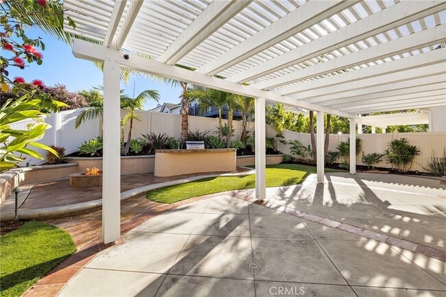 Building Photo - 5725 Calle Polvorosa