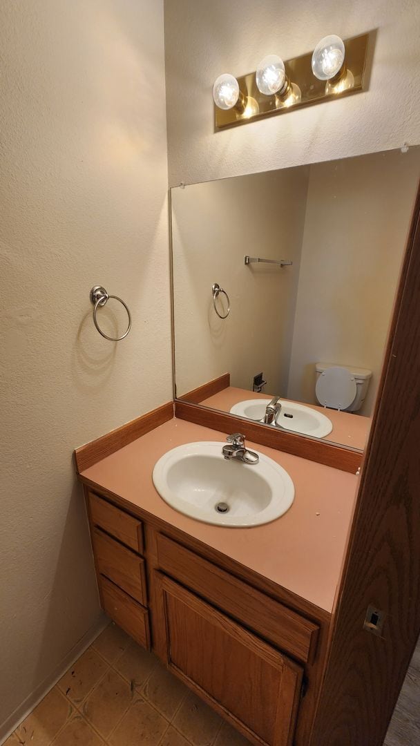 Building Photo - 3452 W Lilac Ct