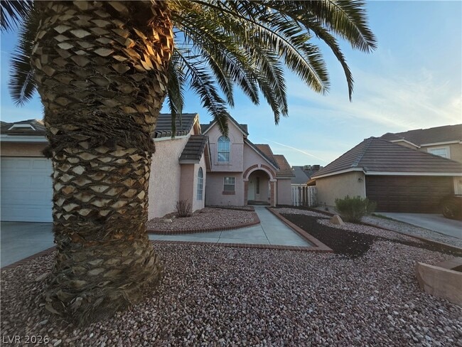 Building Photo - 6561 Avon Ct