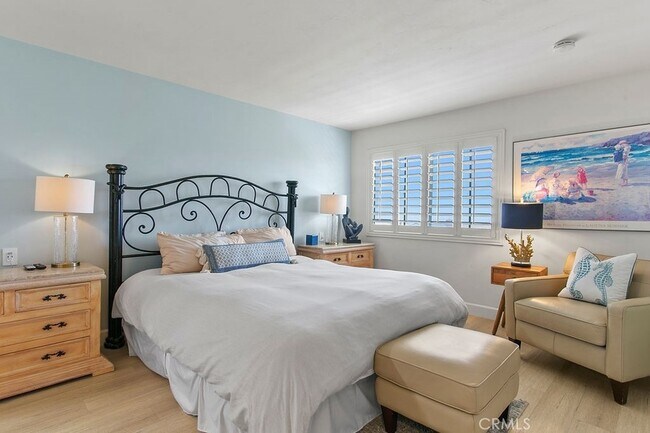Building Photo - 33925 Faeroe Bay