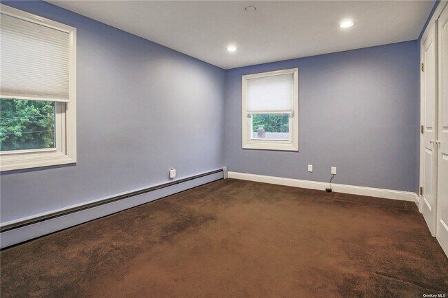 Building Photo - 34 Millbrook Dr