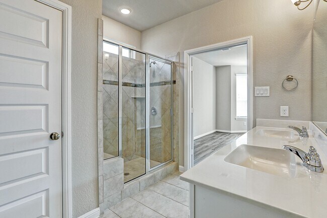 Building Photo - 18111 Alora Springs Trace