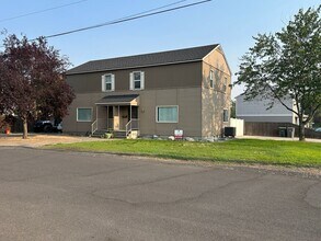 Building Photo - 1209to