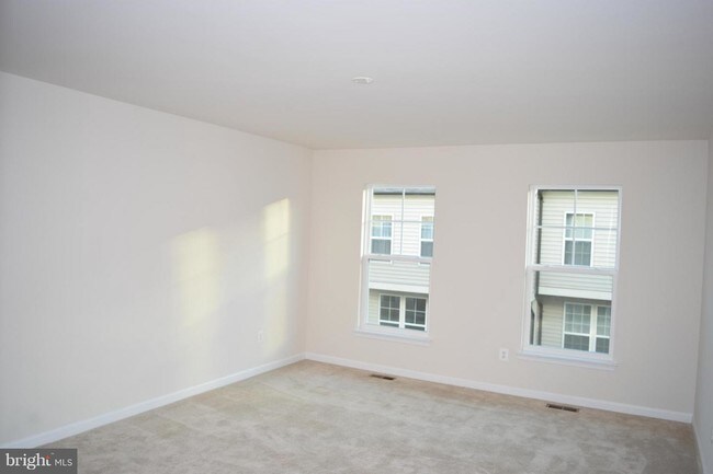 Building Photo - 8932 Dahlgren Ridge Rd