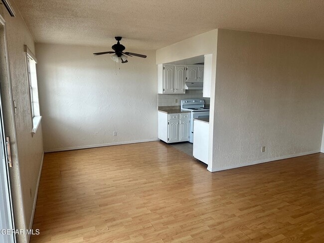 Building Photo - 5030 Alabama St