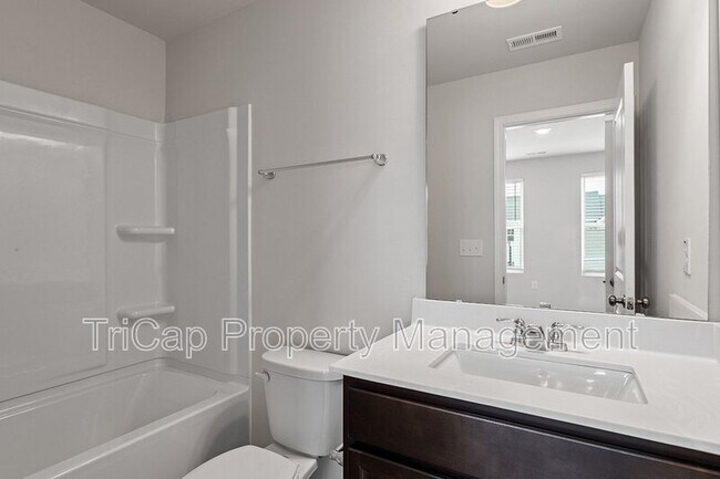 Building Photo - 328 Hemley Trl