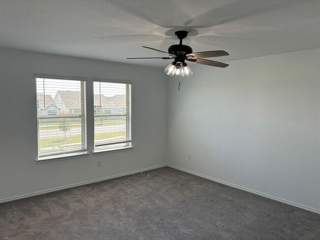 Building Photo - 108 Bennington Dr