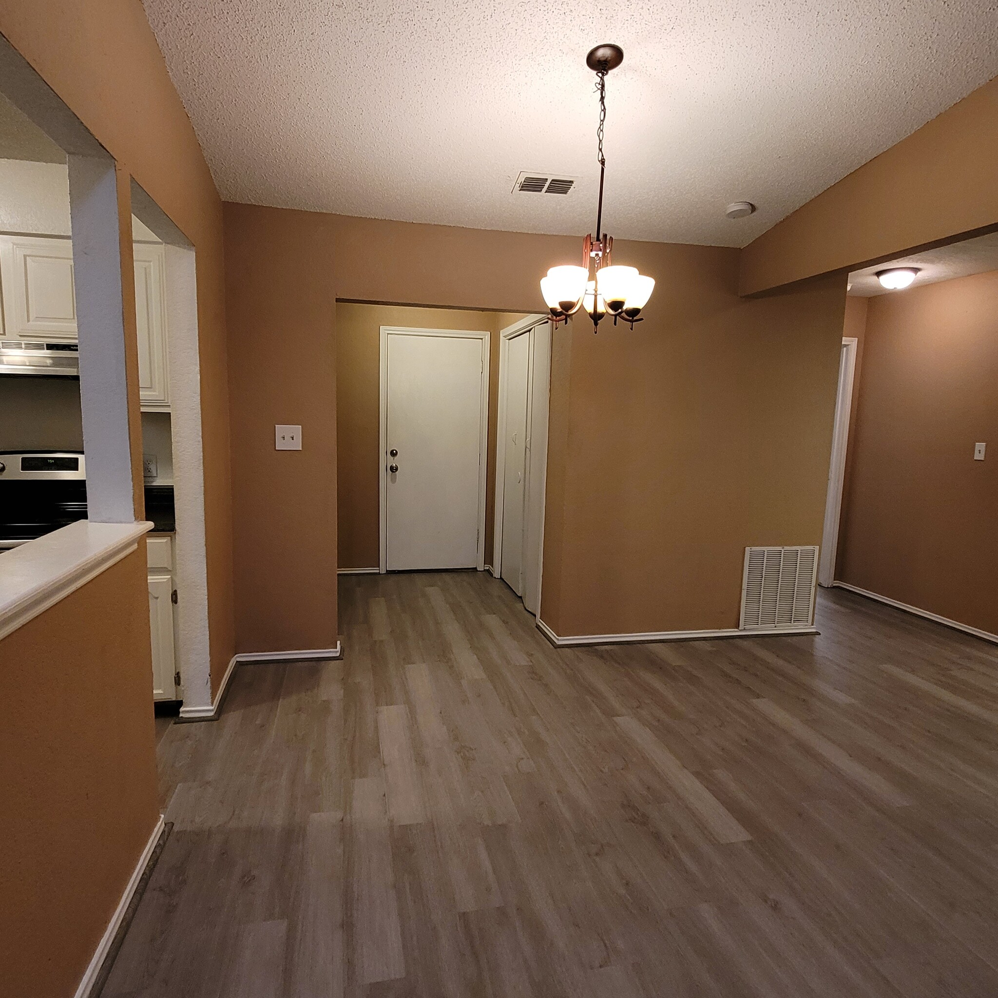 Dining Room - 2635 Hunters Crossing St