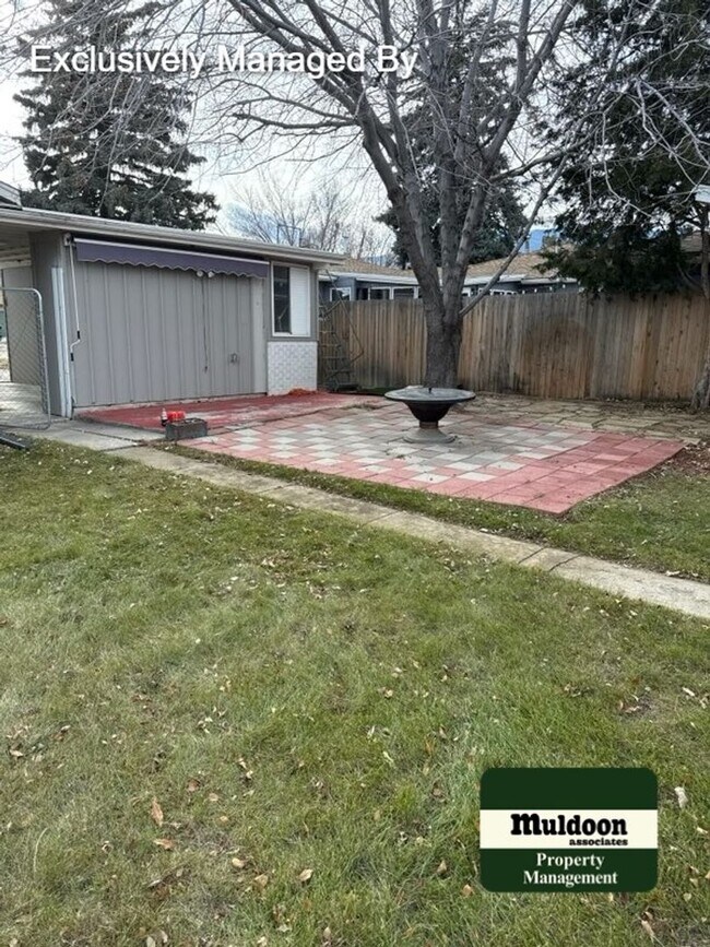 Building Photo - Available now! Beautiful 4 bedroom home with garage! Near downtown.