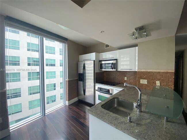 Building Photo - 185 SW 7th St