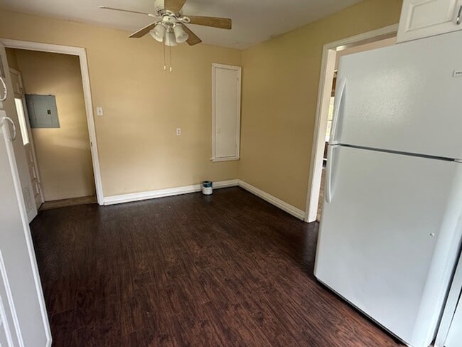 Building Photo - BRICK HOME WITH FINISHED BASEMENT