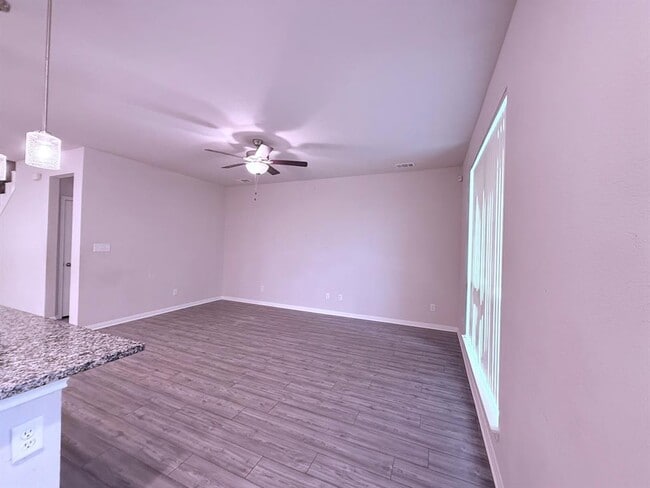 Building Photo - 152 Worley Way