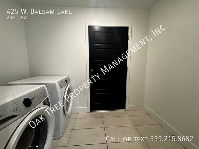 Building Photo - 425 W Balsam Ln