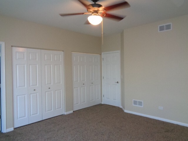 Building Photo - 1400 Bridgehampton Dr
