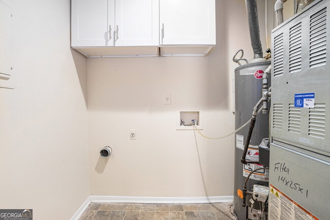 Building Photo - 3045 Sonya Ln