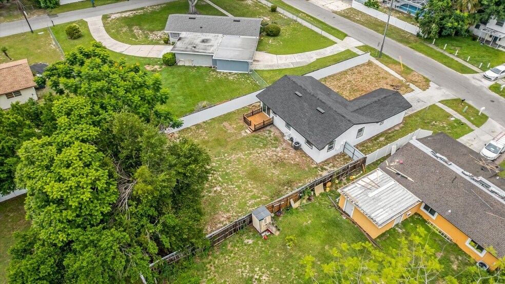 Building Photo - 1730 Avenue C NE