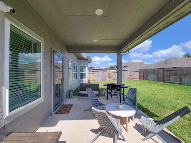 Building Photo - 8401 Hazel River Dr
