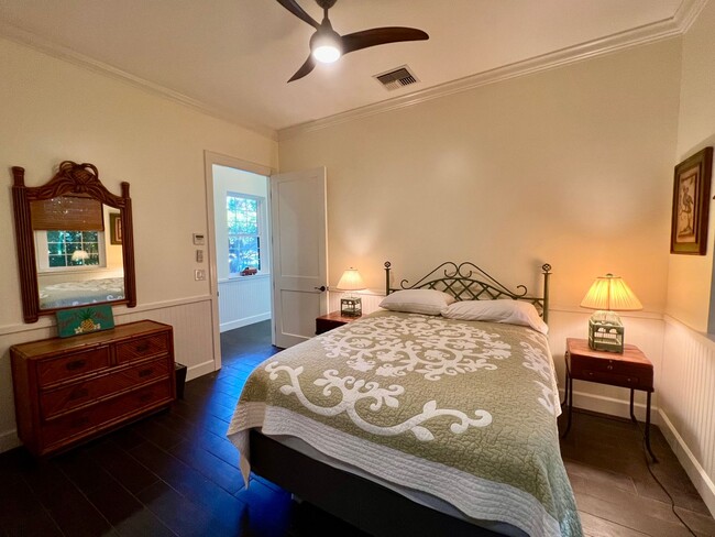Building Photo - Luxury Oceanview Estate | Fully Furnished ...