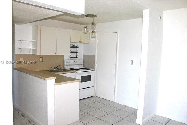 Building Photo - 17101 NW 57th Ave