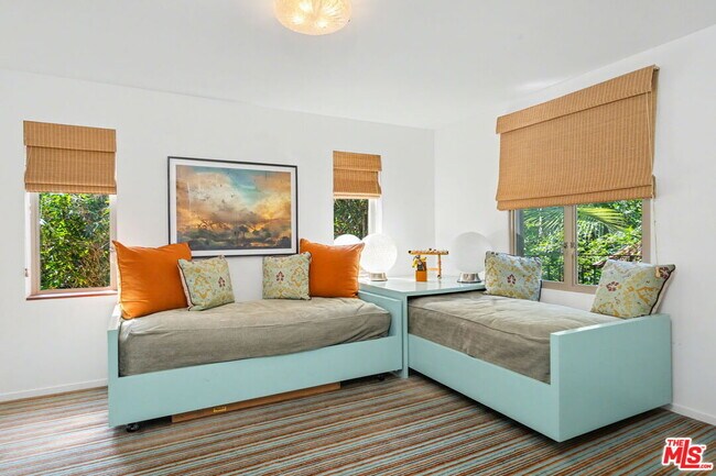 Building Photo - 420 Alta Ave