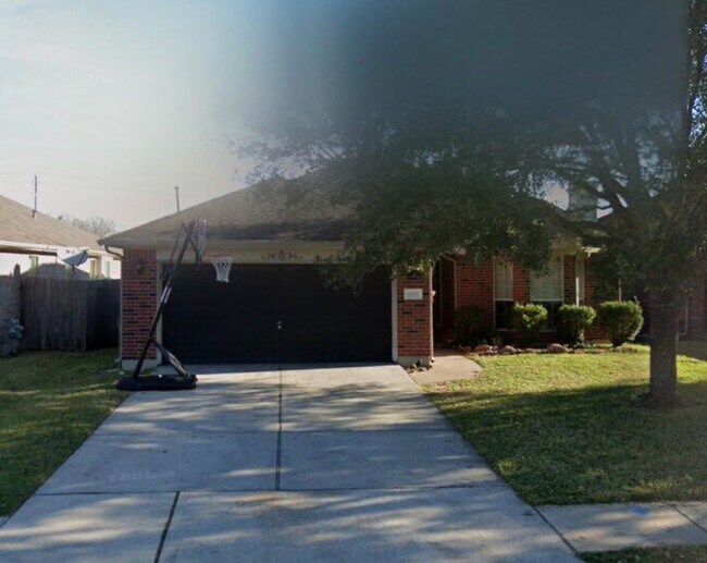 Primary Photo - 4827 Chase More Dr