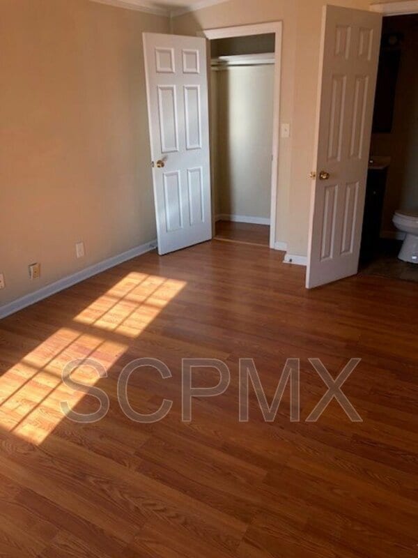 Building Photo - 2000 Hugo Ave