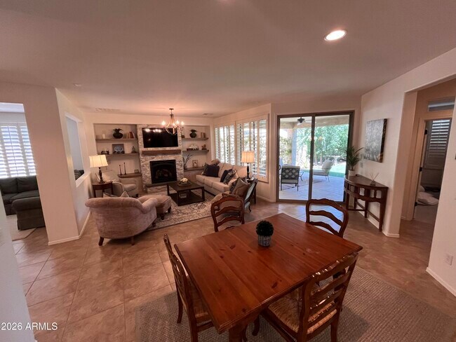 Building Photo - 4502 E Narrowleaf Dr