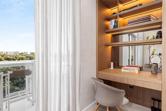 Building Photo - 4701 Meridian Ave