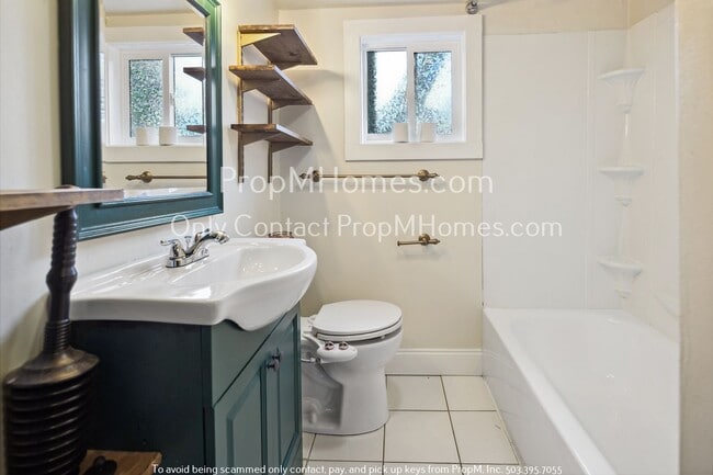 Building Photo - Beautiful Two Bedroom in the Heart of Darlington!