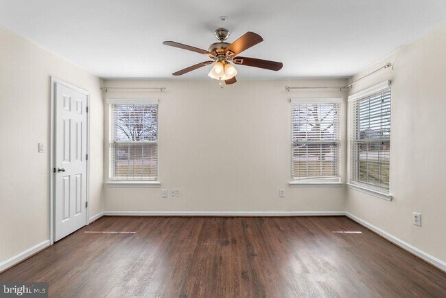 Building Photo - 14006 Vista Dr